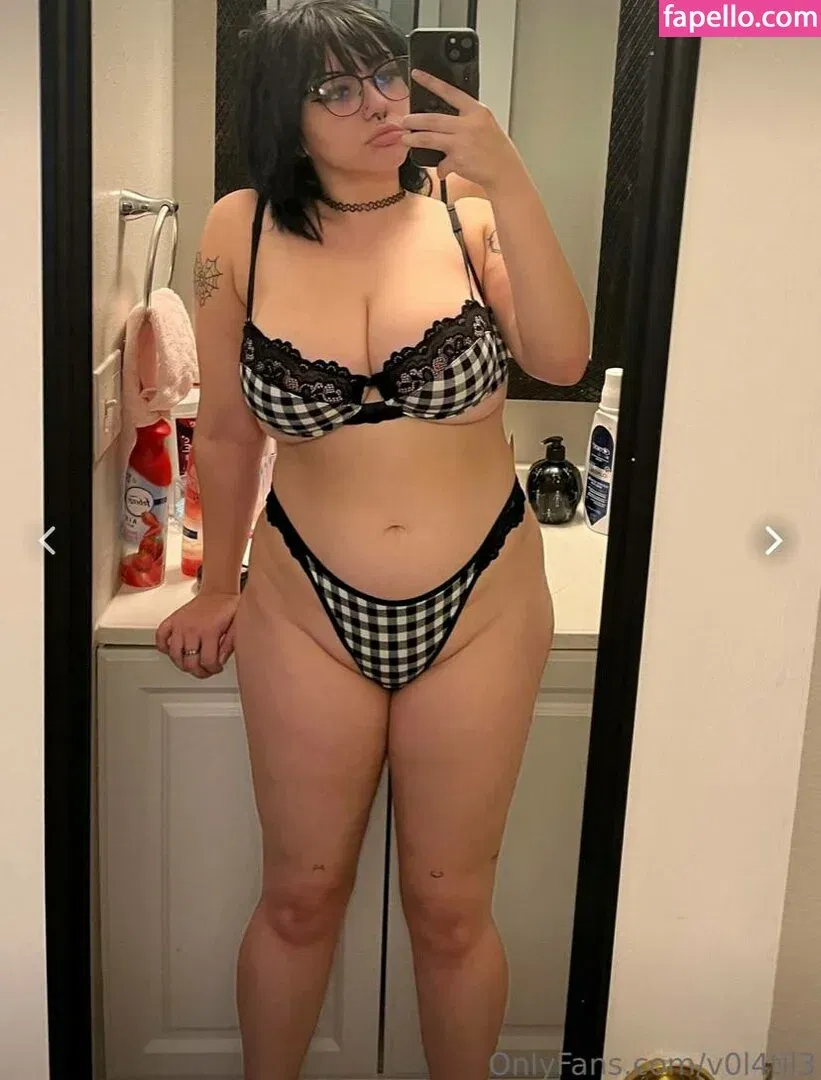 v0l4til3 Onlyfans Photo Gallery 