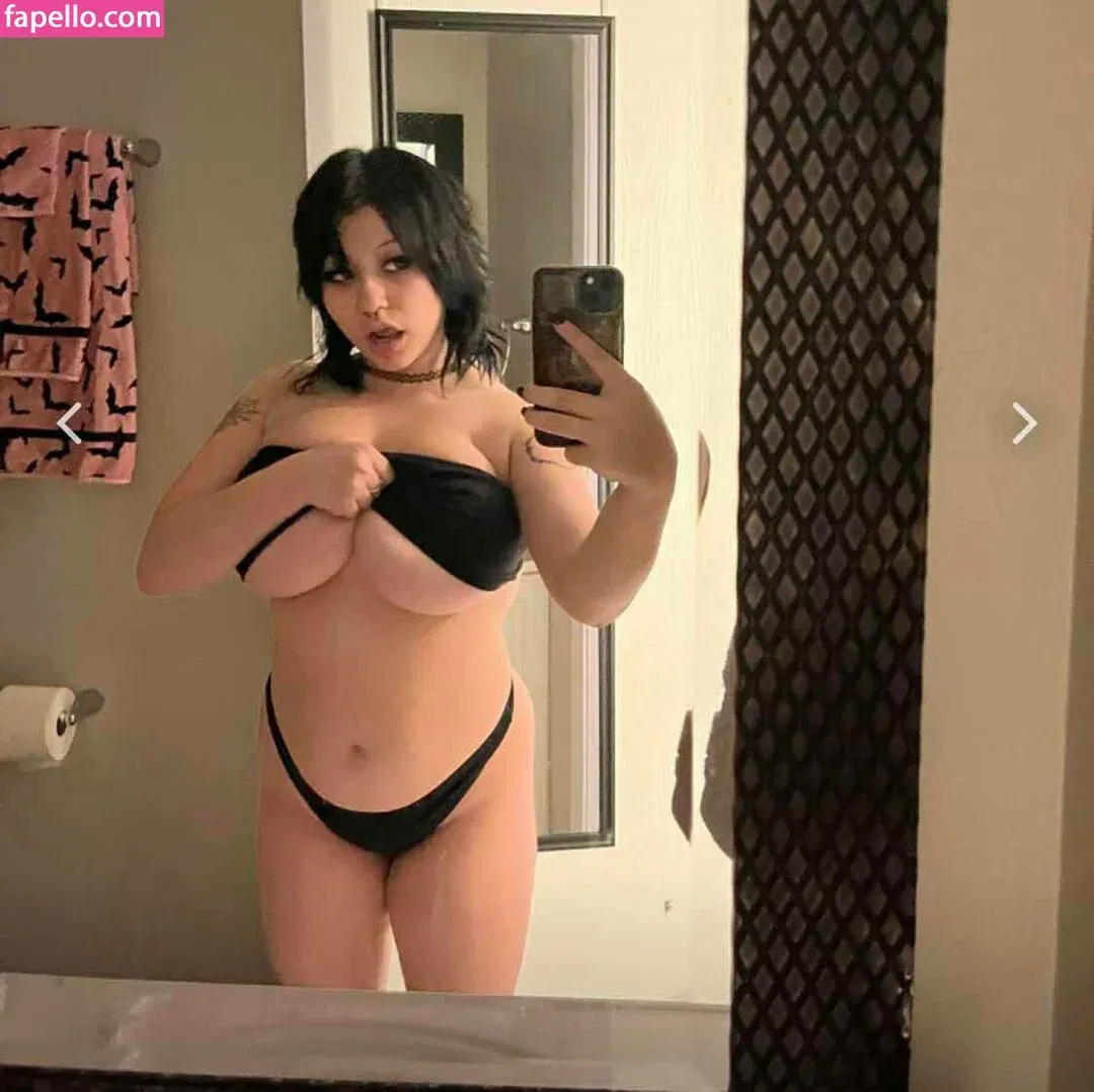 v0l4til3 Onlyfans Photo Gallery 