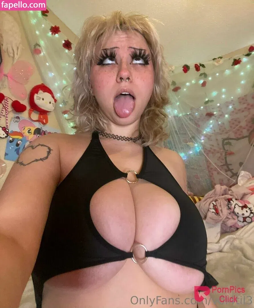 v0l4til3 Onlyfans Photo Gallery 