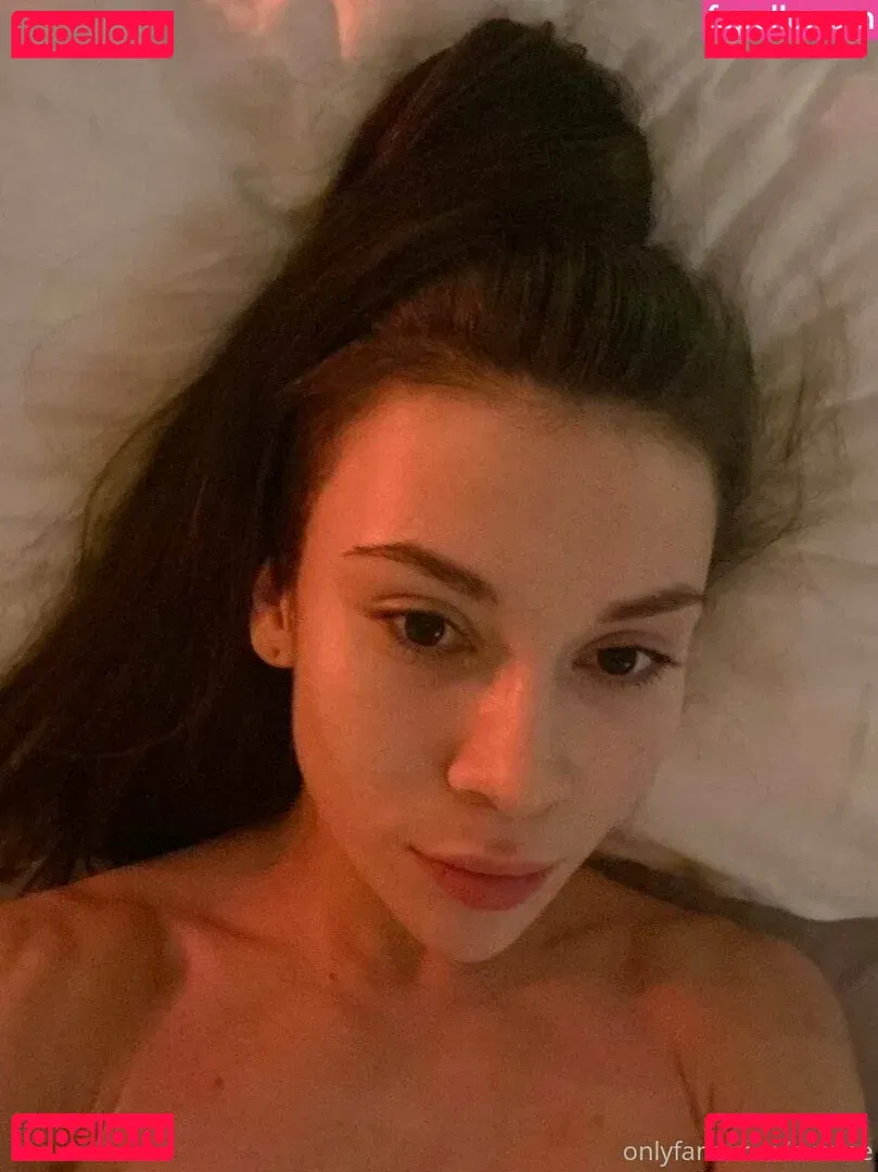 evavee Onlyfans Photo Gallery 