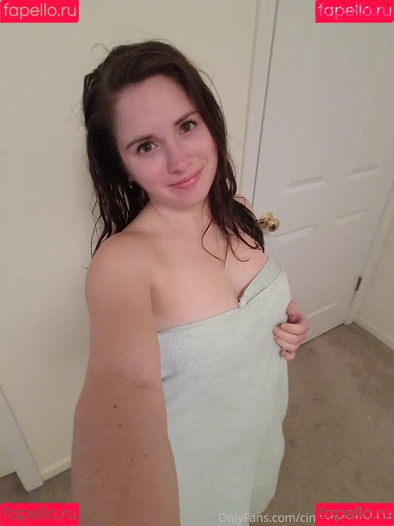 cinnamonroll329 Onlyfans Photo Gallery 