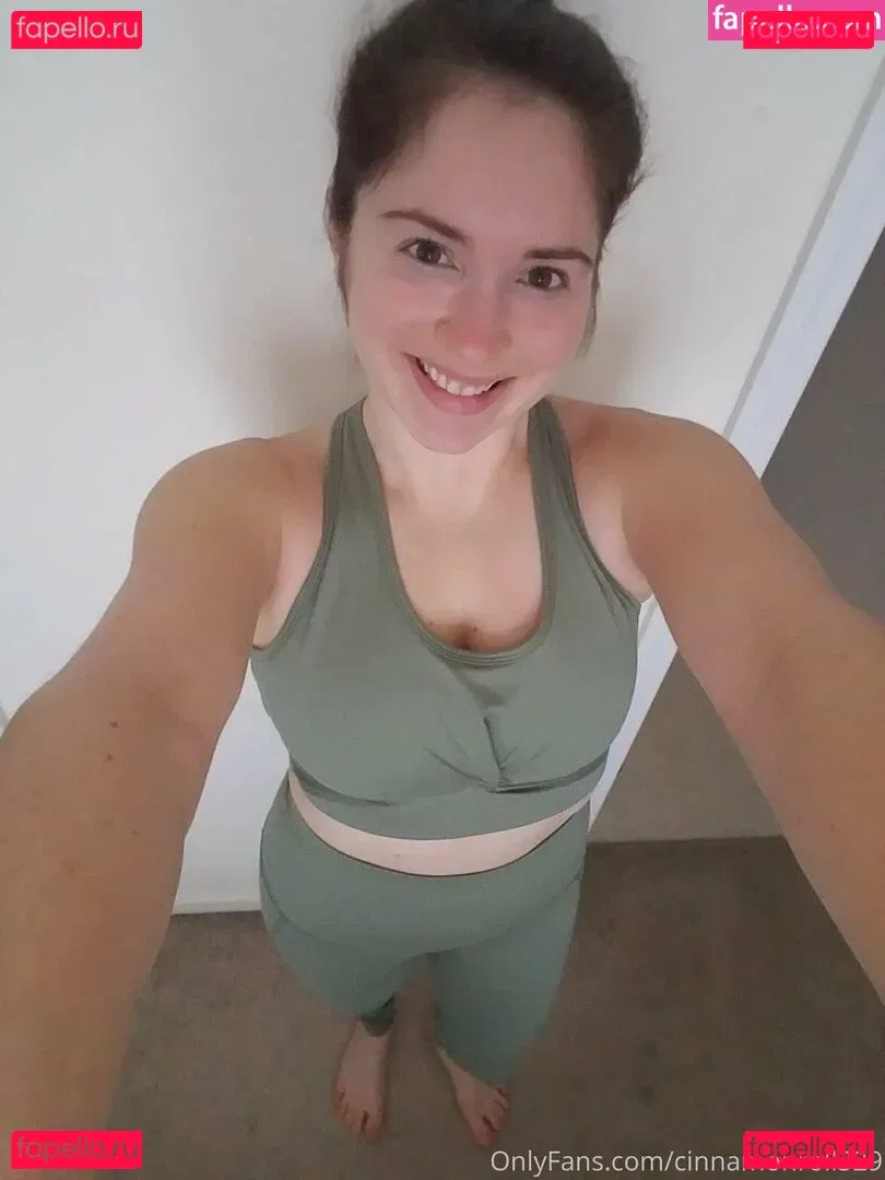 cinnamonroll329 Onlyfans Photo Gallery 