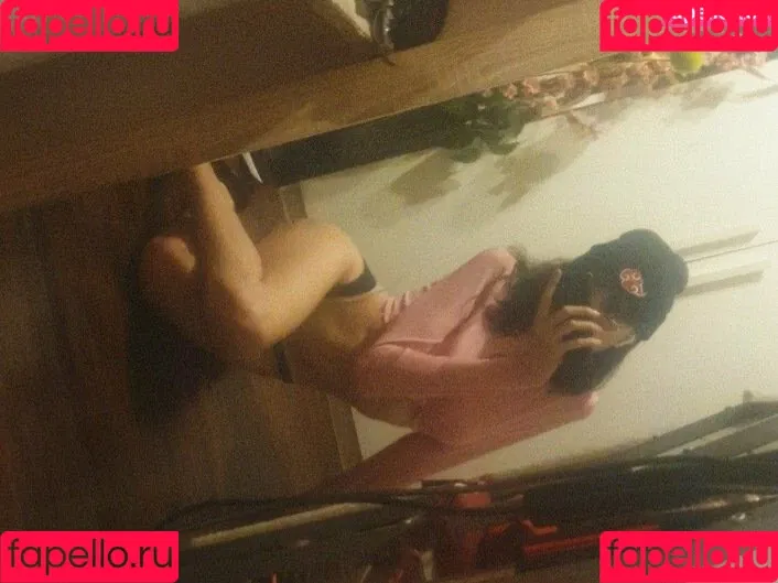 Niki Zmf Onlyfans Photo Gallery 