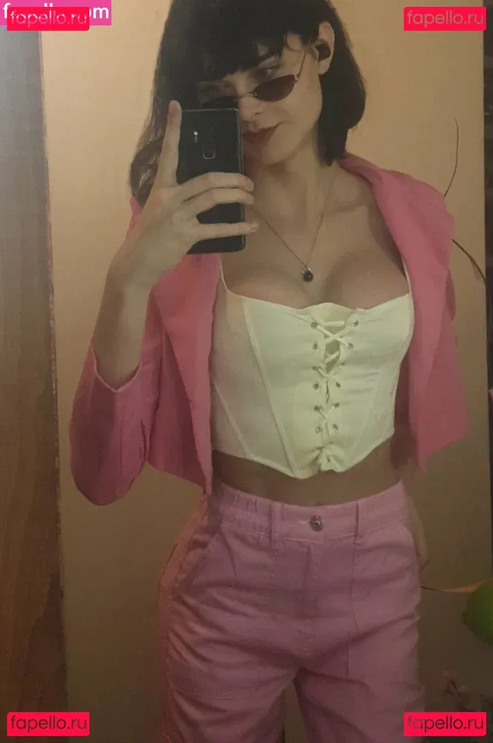 Niki Zmf Onlyfans Photo Gallery 