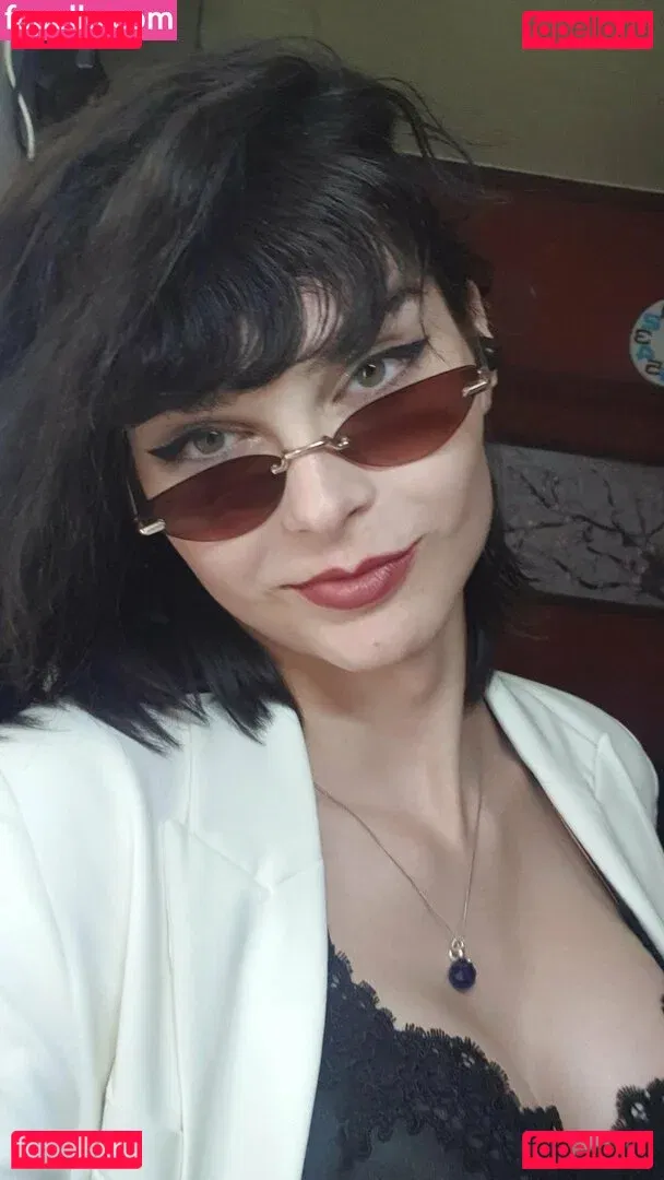 Niki Zmf Onlyfans Photo Gallery 