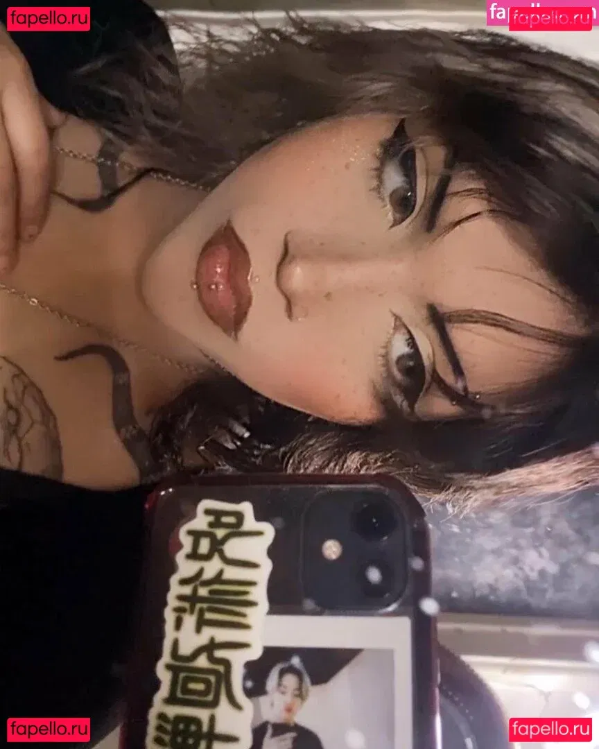 skinnybitzh Onlyfans Photo Gallery 