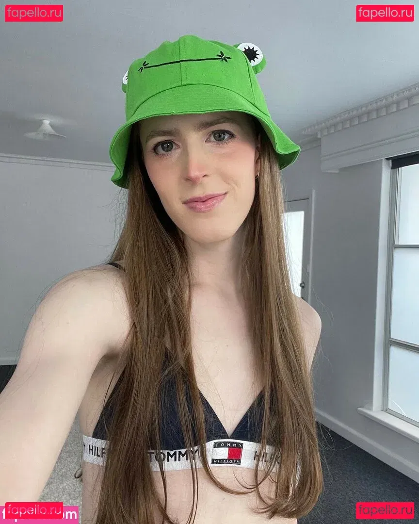 lilybear2004 Onlyfans Photo Gallery 