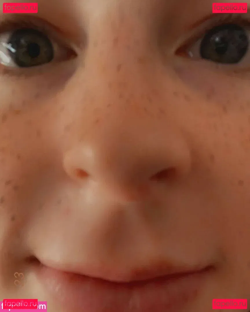 lilybear2004 Onlyfans Photo Gallery 