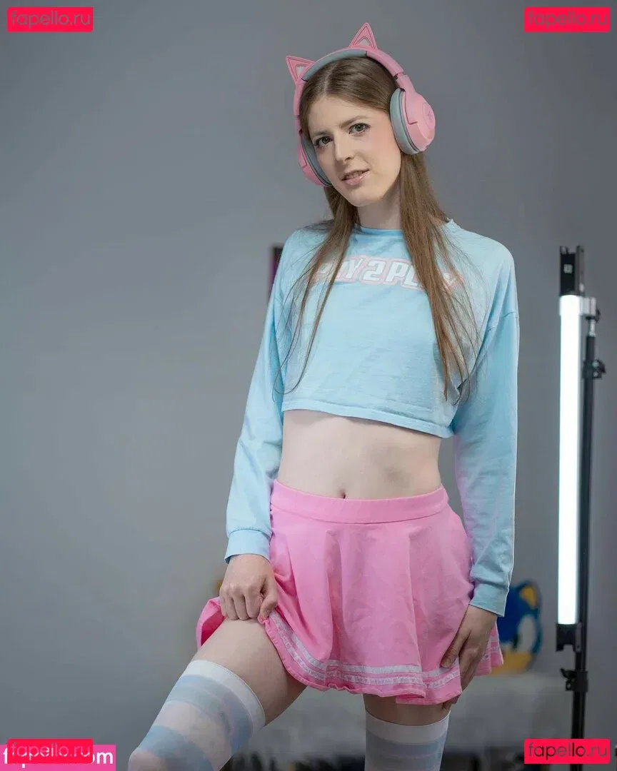 lilybear2004 Onlyfans Photo Gallery 