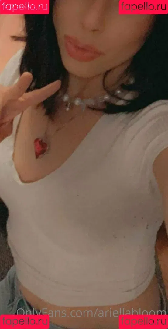 ariellabloom Onlyfans Photo Gallery 