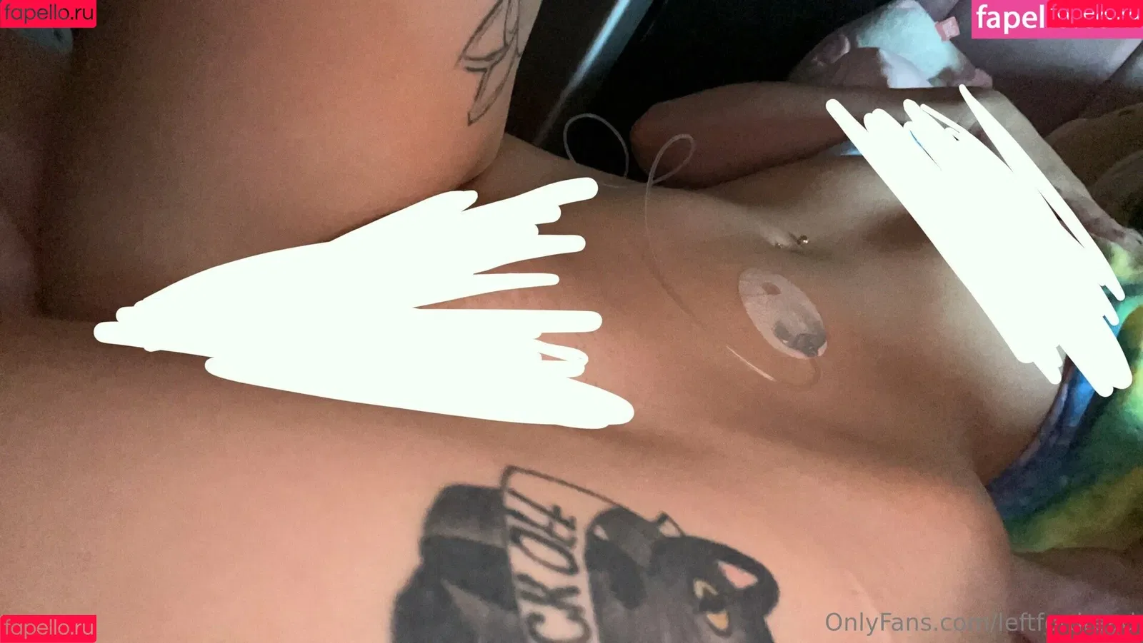 leftfordread Onlyfans Photo Gallery 