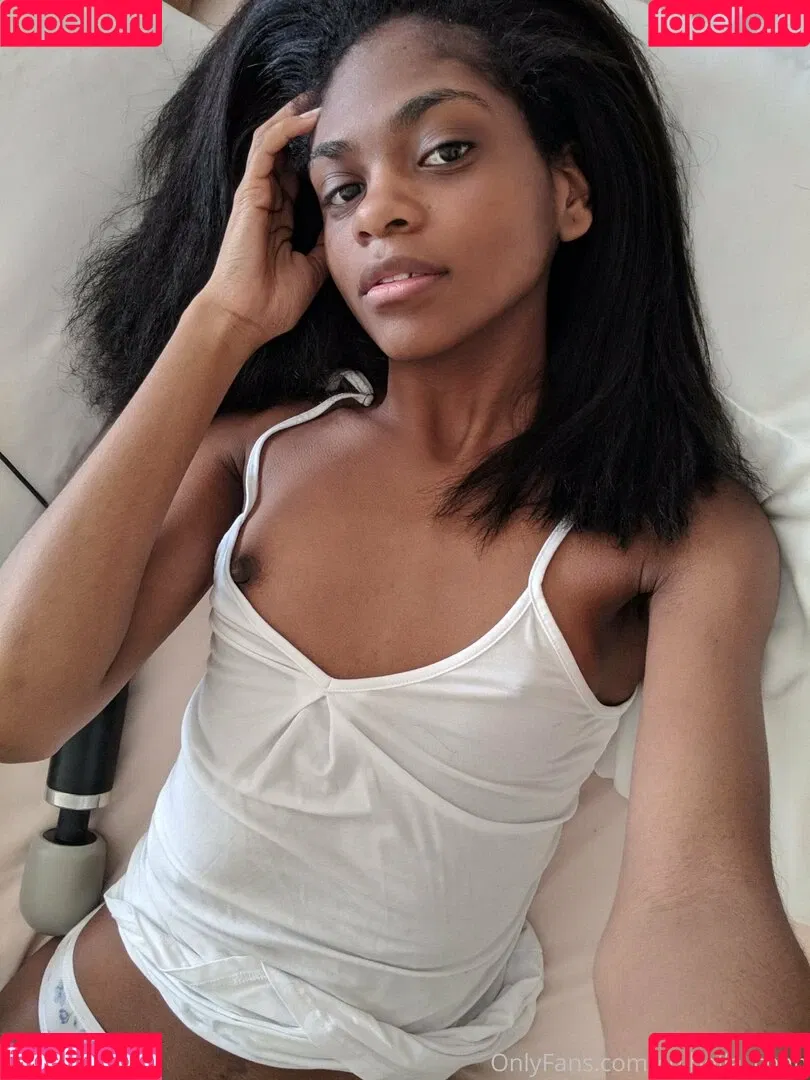 Chibella Chan Onlyfans Photo Gallery 