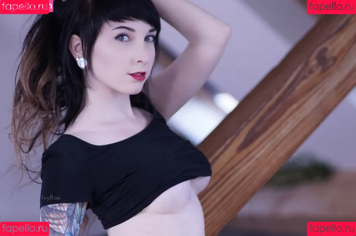 IvyLaura Onlyfans Photo Gallery 