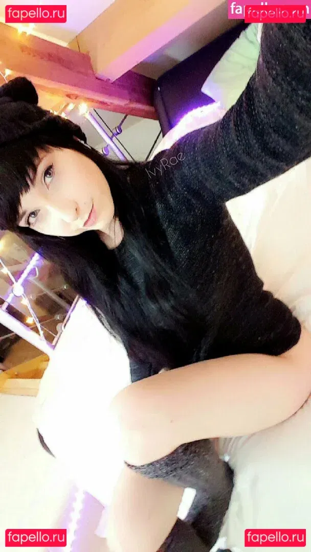 IvyLaura Onlyfans Photo Gallery 