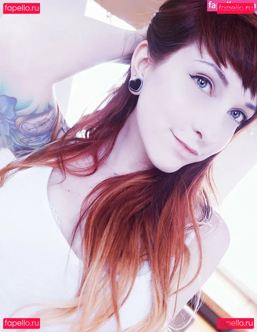 IvyLaura Onlyfans Photo Gallery 