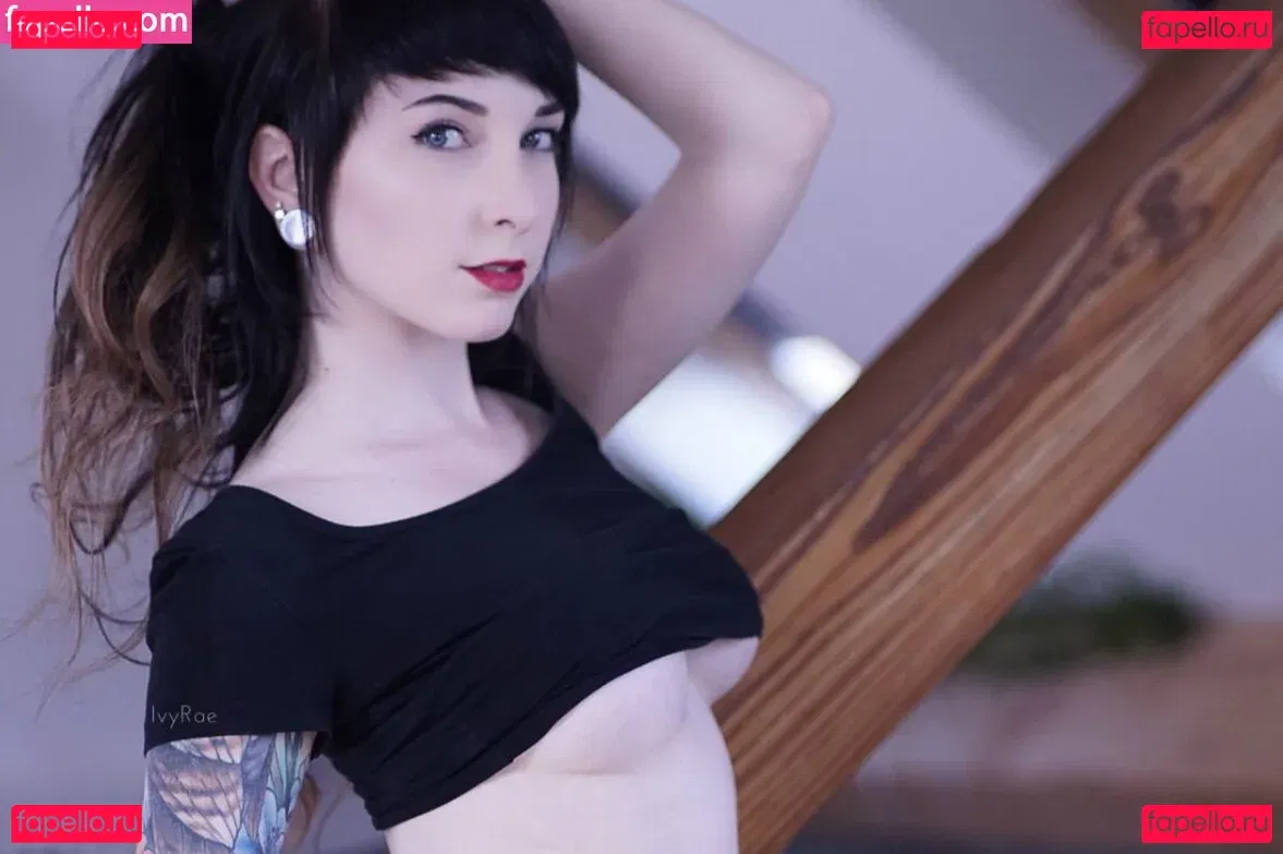 IvyLaura Onlyfans Photo Gallery 