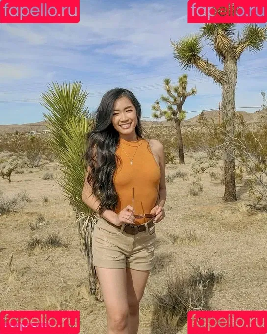 Elizabeth Tran Onlyfans Photo Gallery 