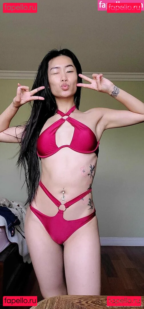 Elizabeth Tran Onlyfans Photo Gallery 