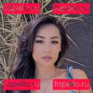 Elizabeth Tran Onlyfans Photo Gallery 