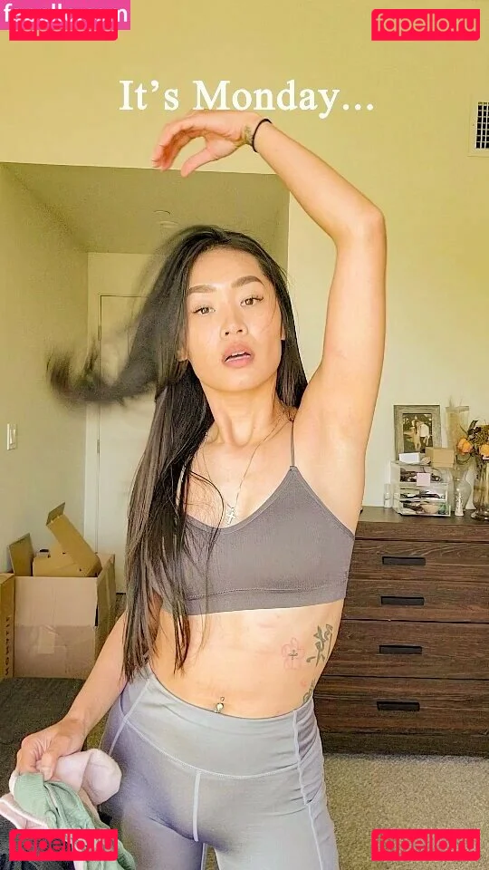 Elizabeth Tran Onlyfans Photo Gallery 