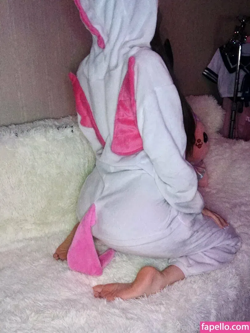 media_girl Onlyfans Photo Gallery 