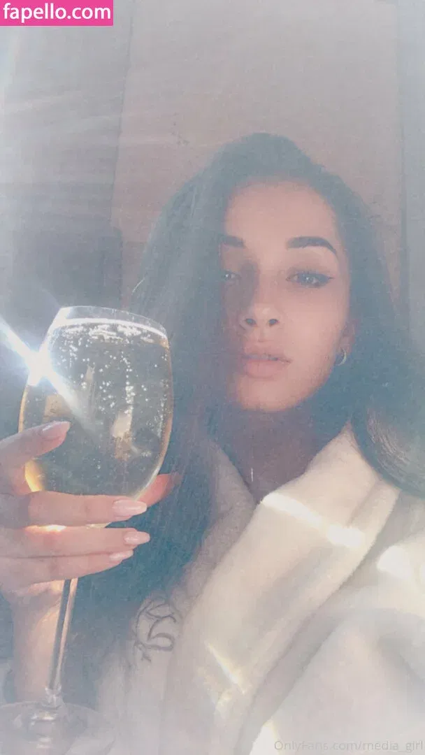 media_girl Onlyfans Photo Gallery 