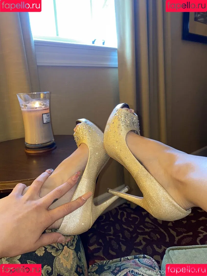 anistonbleu Onlyfans Photo Gallery 