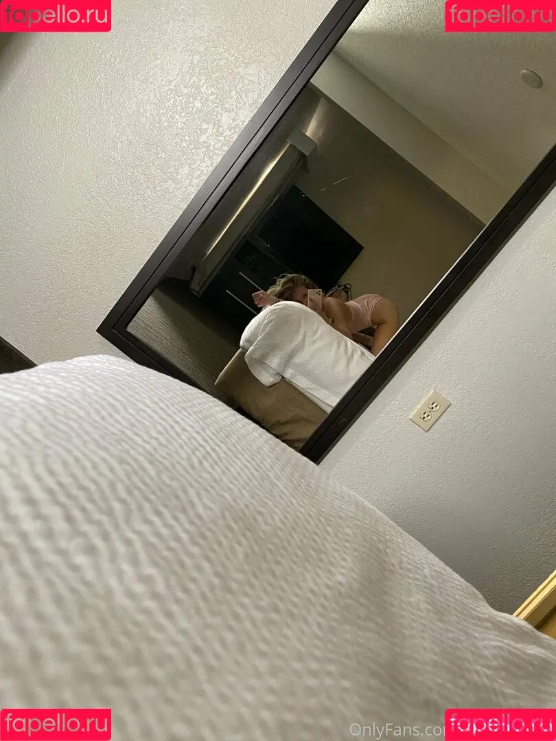 anistonbleu Onlyfans Photo Gallery 