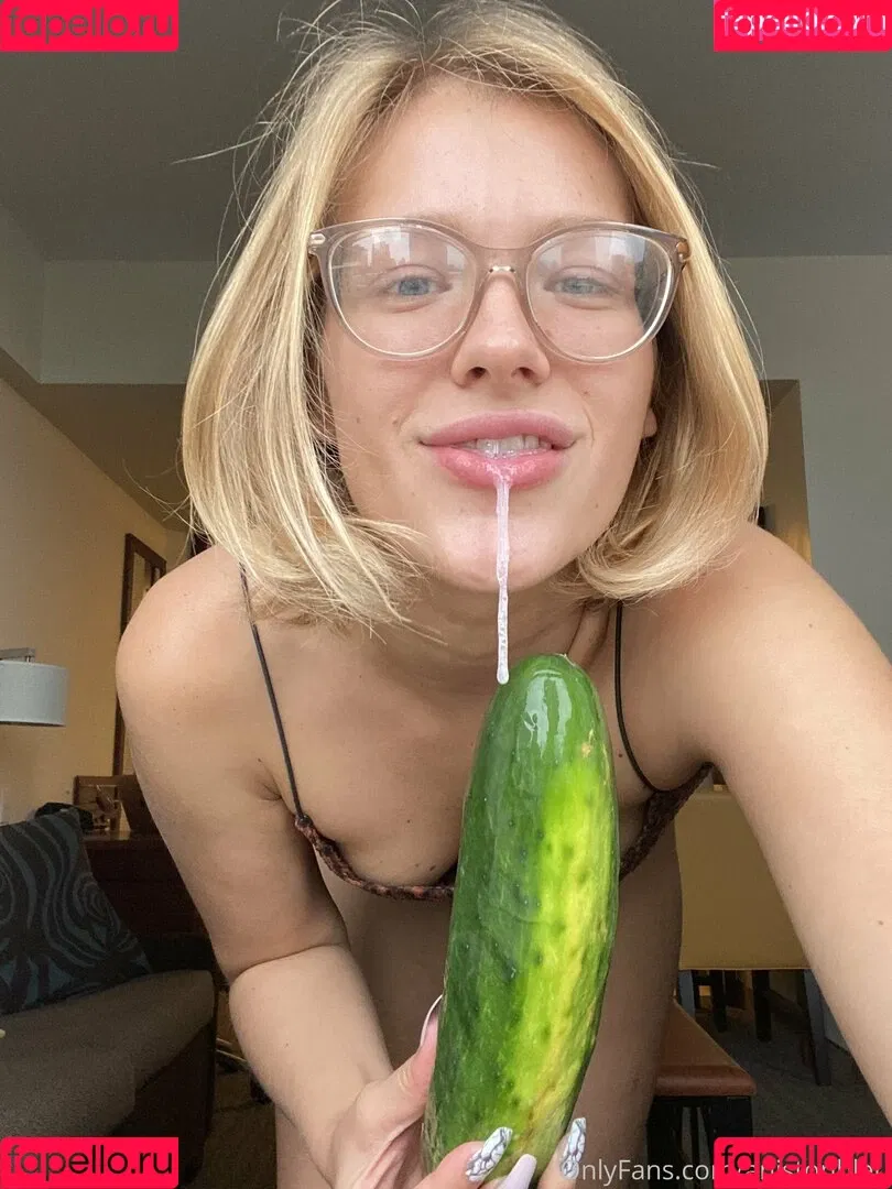 anistonbleu Onlyfans Photo Gallery 