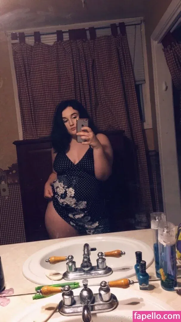 Roseredroom Onlyfans Photo Gallery 