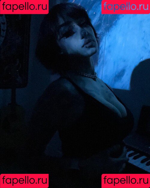 Roseredroom Onlyfans Photo Gallery 