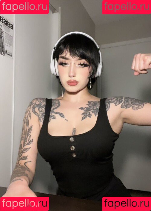 Roseredroom Onlyfans Photo Gallery 