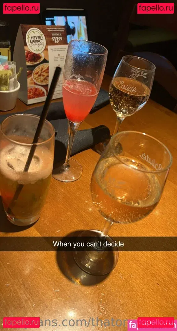 thatonecargirl Onlyfans Photo Gallery 