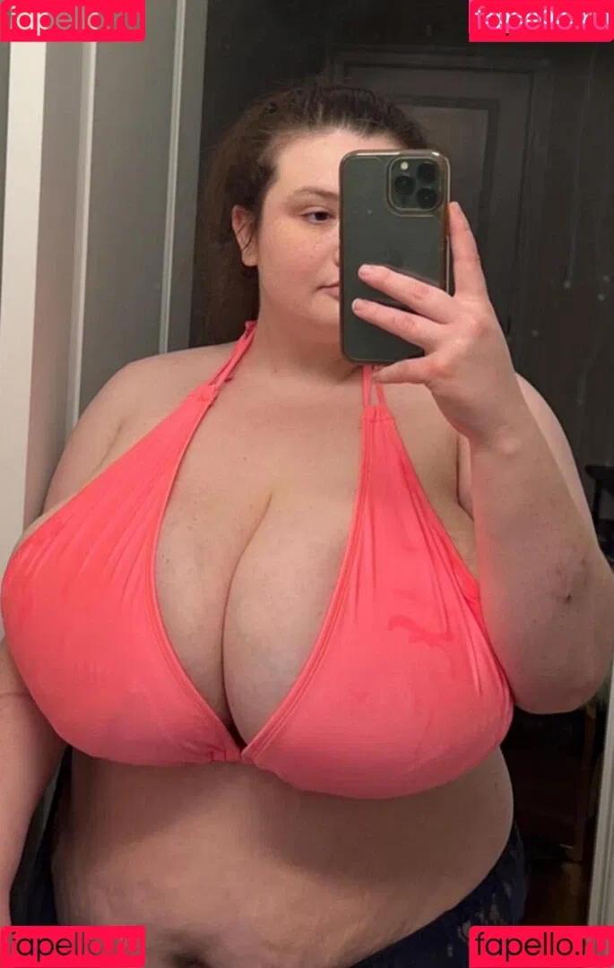 Itskaitiecali Onlyfans Photo Gallery 