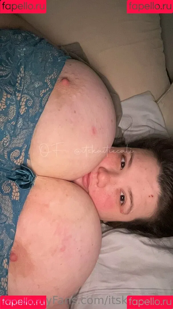 Itskaitiecali Onlyfans Photo Gallery 