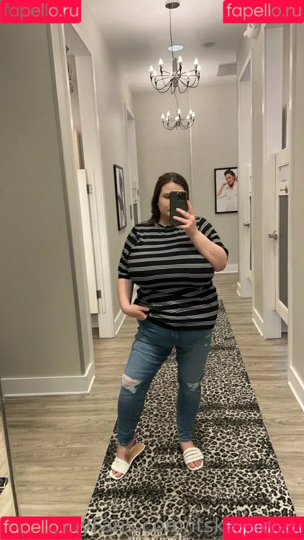 Itskaitiecali Onlyfans Photo Gallery 