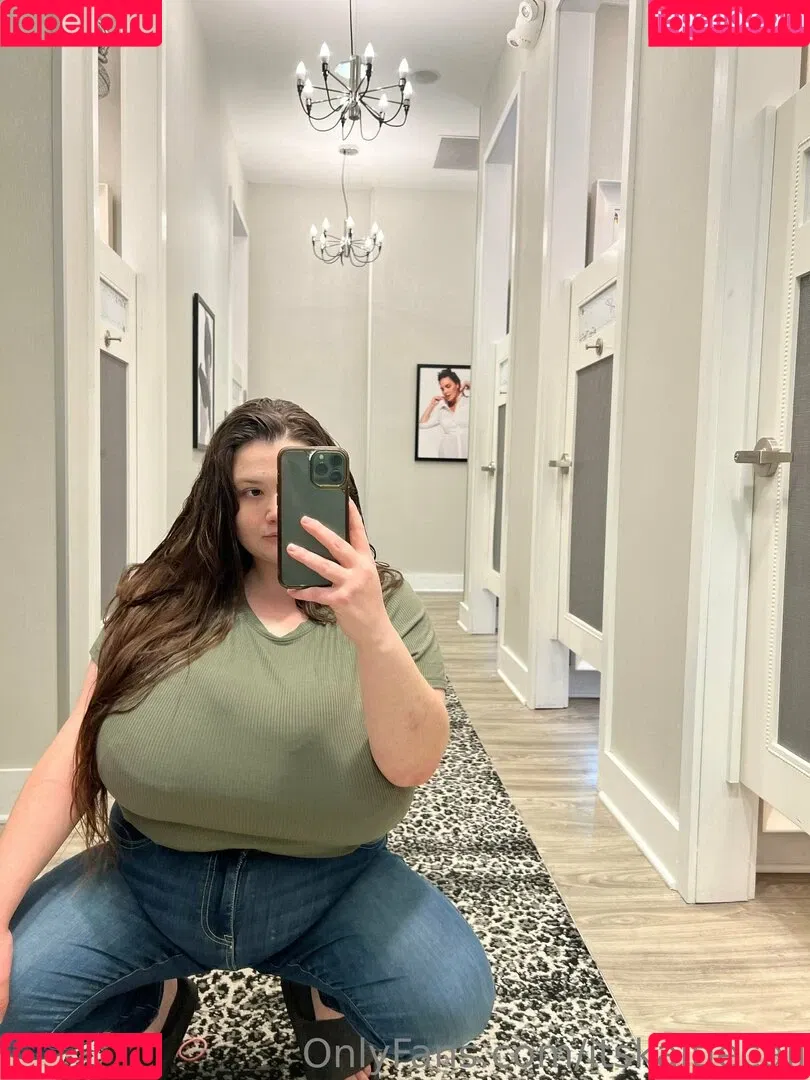 Itskaitiecali Onlyfans Photo Gallery 