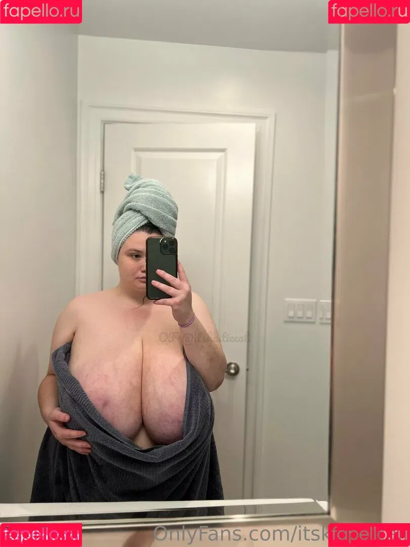 Itskaitiecali Onlyfans Photo Gallery 