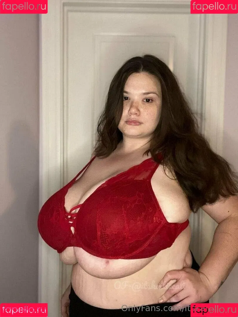 Itskaitiecali Onlyfans Photo Gallery 