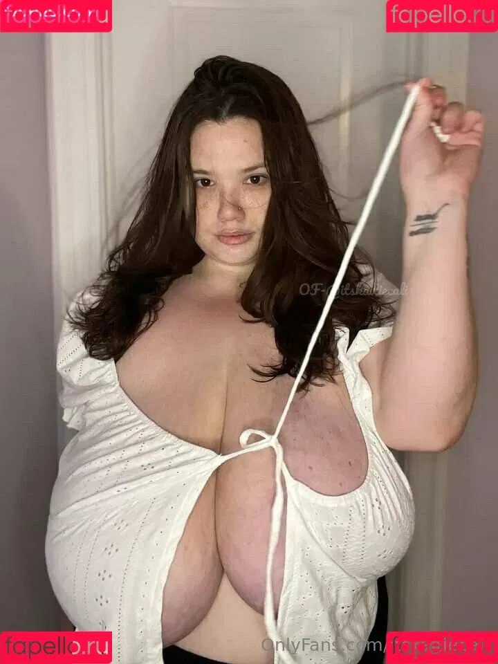 Itskaitiecali Onlyfans Photo Gallery 