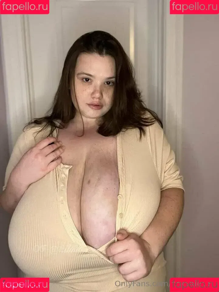 Itskaitiecali Onlyfans Photo Gallery 