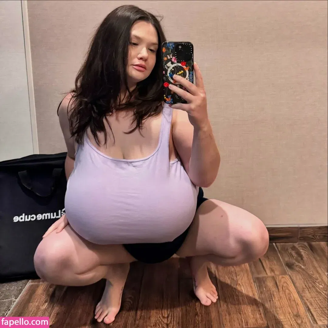 Itskaitiecali Onlyfans Photo Gallery 