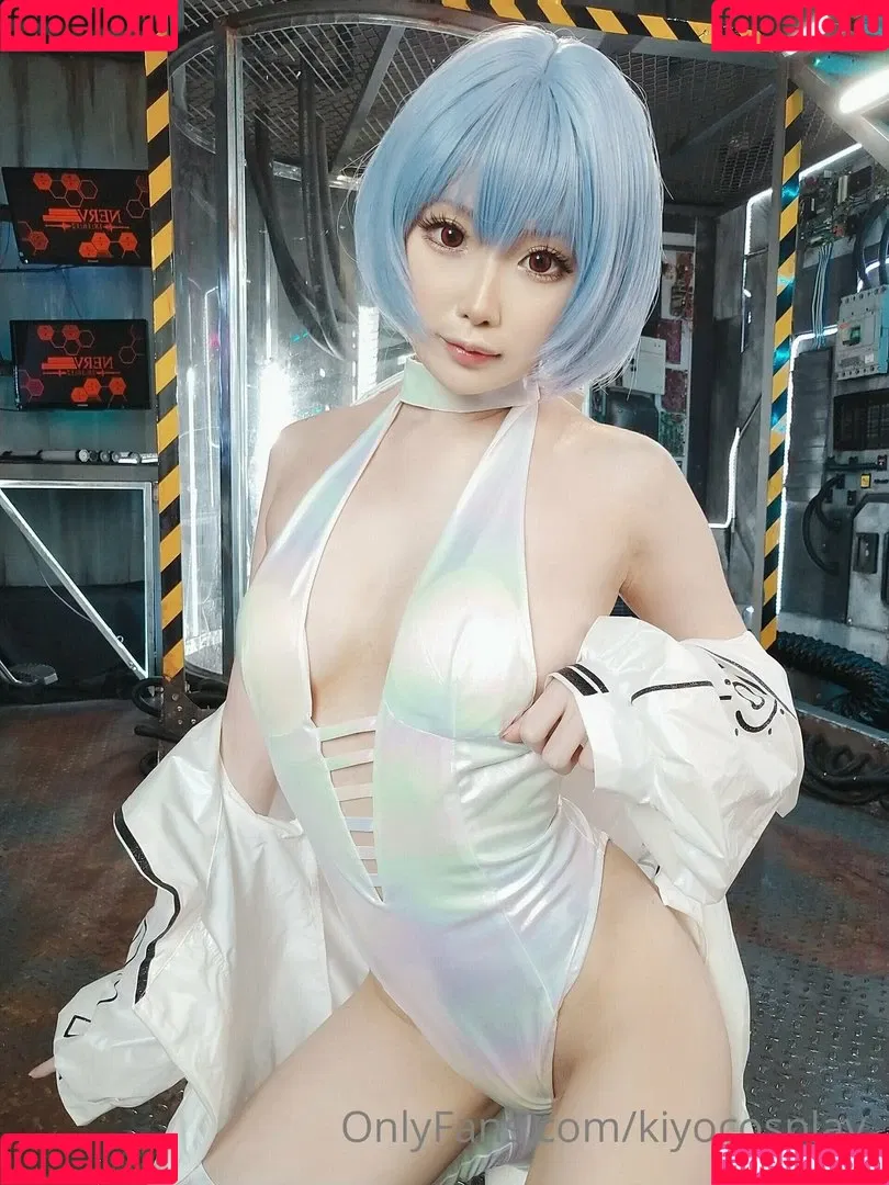 Kiyo Cosplay Onlyfans Photo Gallery 