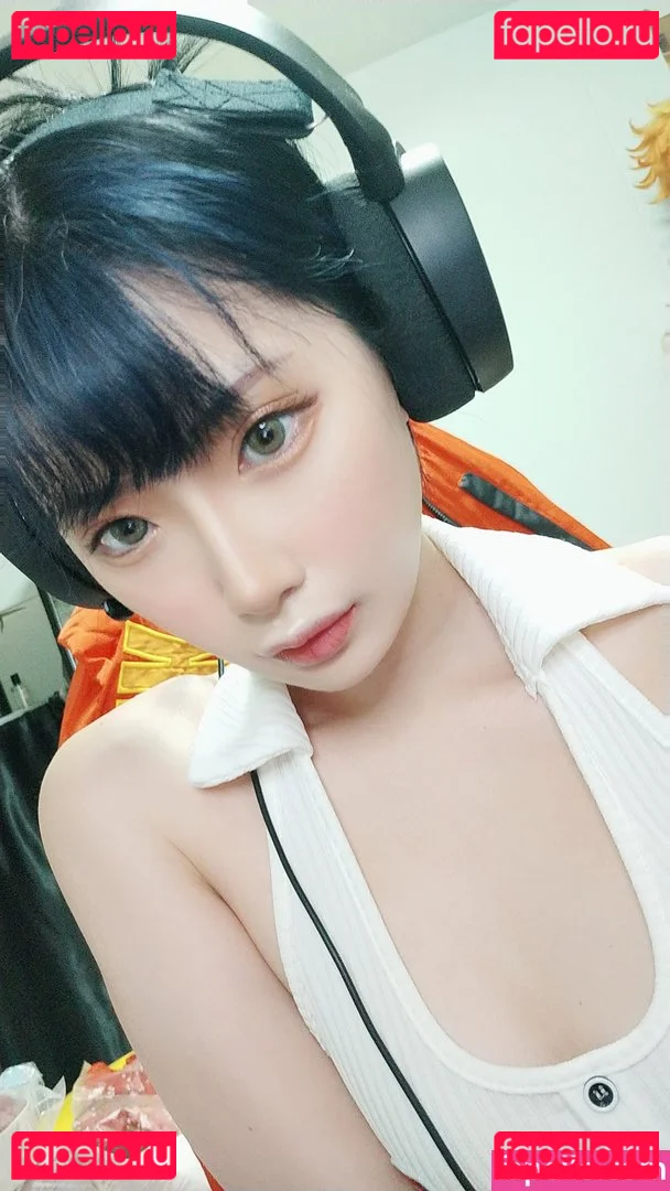 Kiyo Cosplay Onlyfans Photo Gallery 