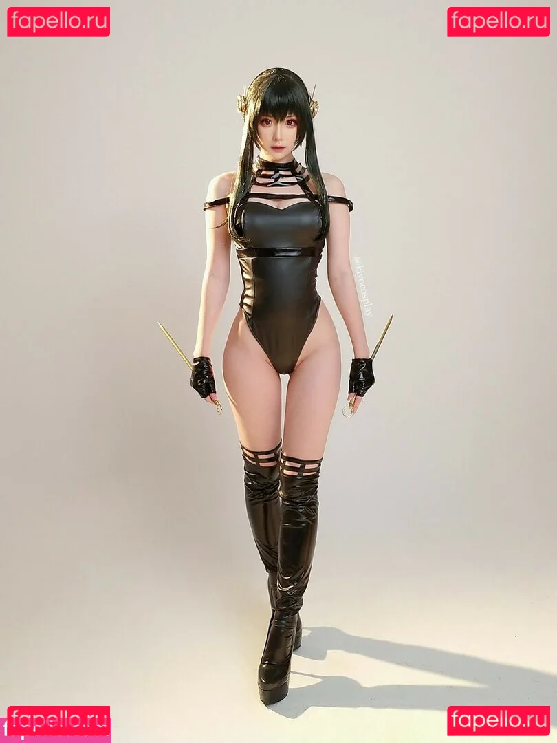 Kiyo Cosplay Onlyfans Photo Gallery 