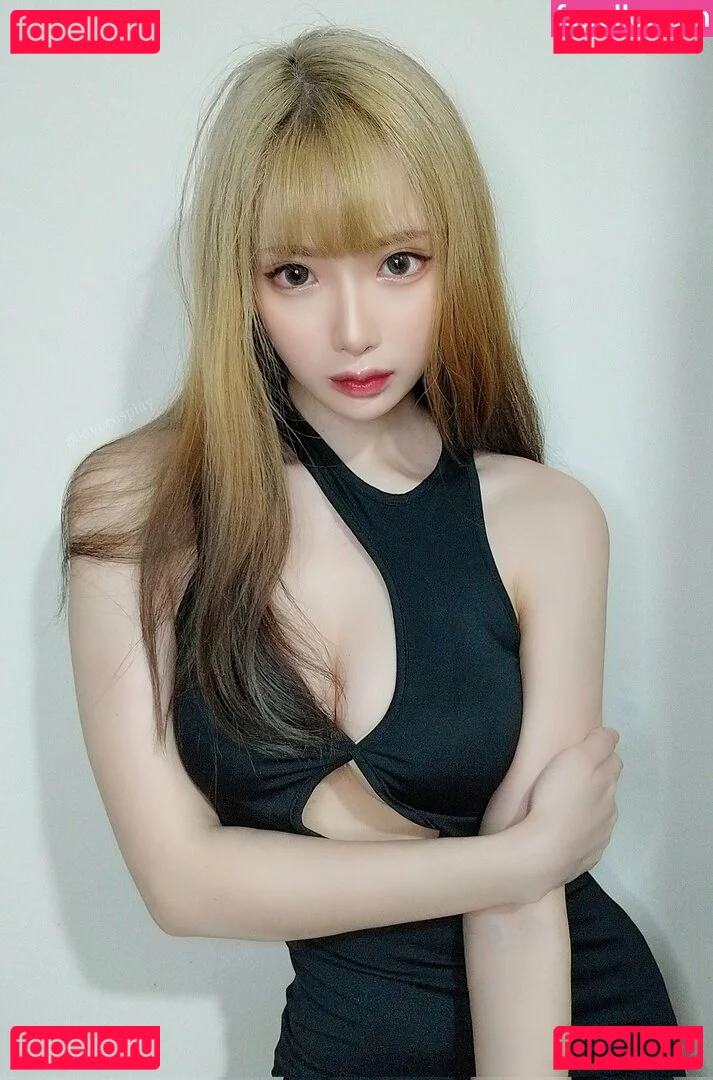 Kiyo Cosplay Onlyfans Photo Gallery 