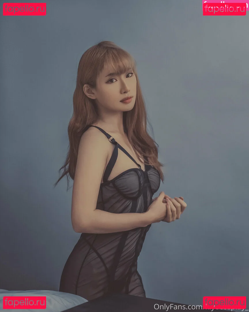 Kiyo Cosplay Onlyfans Photo Gallery 