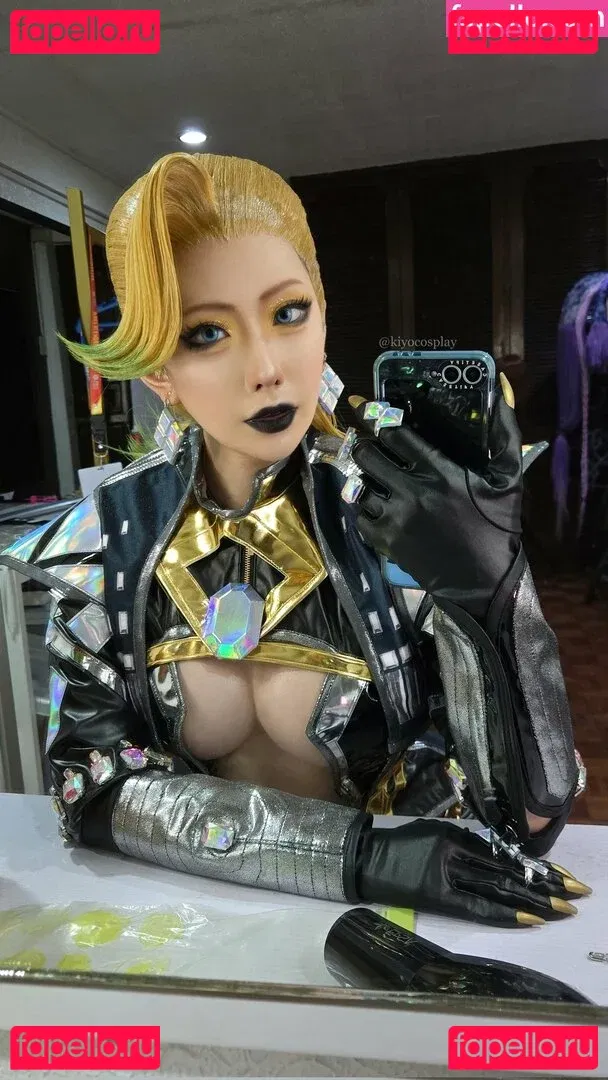 Kiyo Cosplay Onlyfans Photo Gallery 