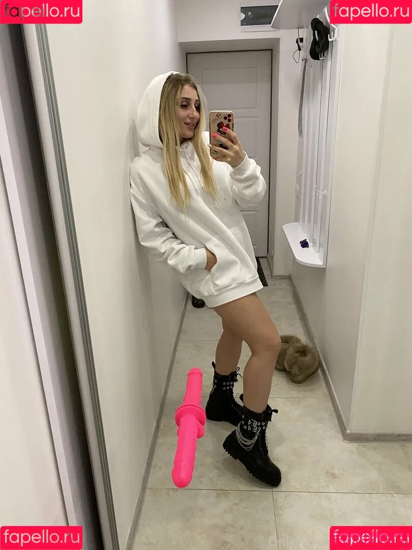 molly_bell Onlyfans Photo Gallery 
