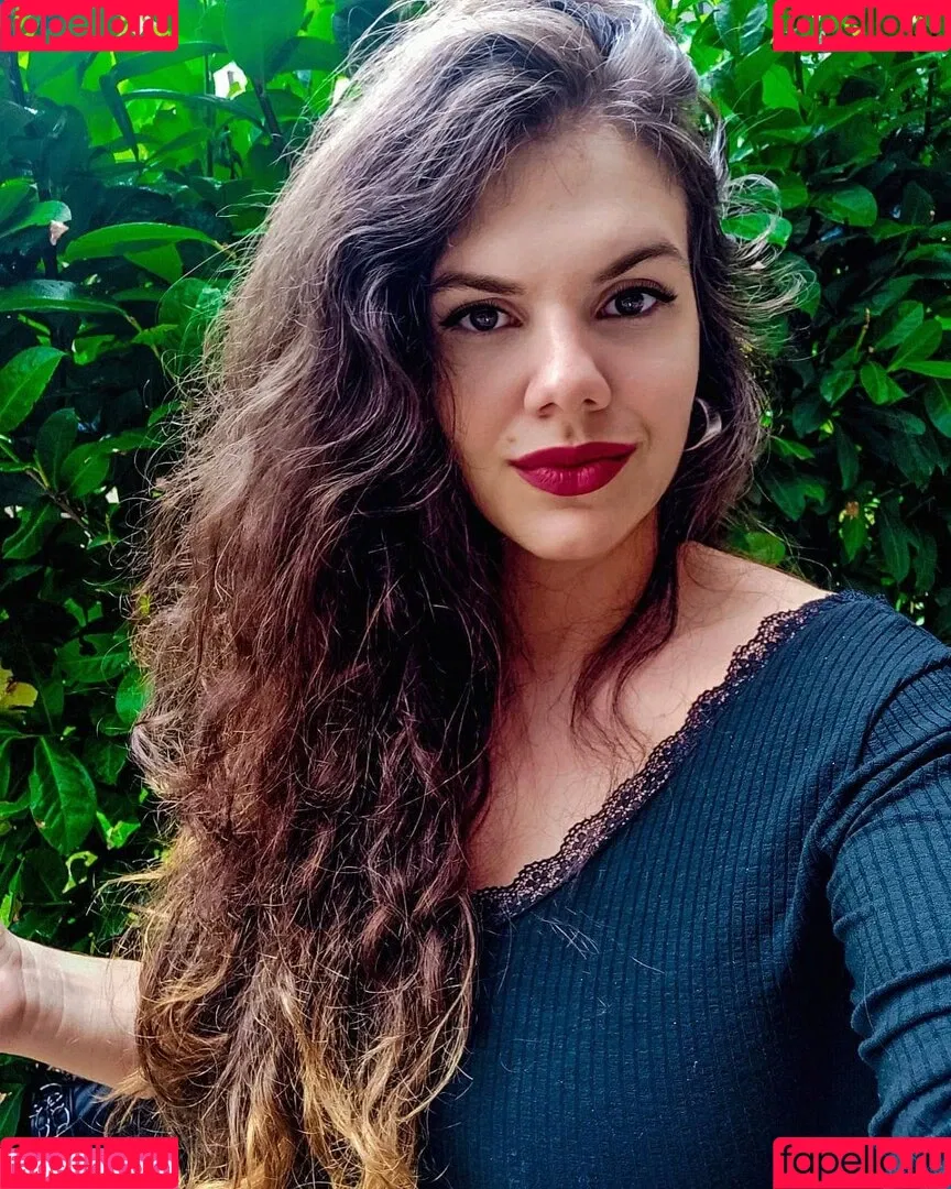 Eliza Stefanova Onlyfans Photo Gallery 